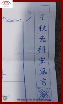 Bức liễn thờ chữ Bách- thế- tử- tôn- trọng nghĩa- tình